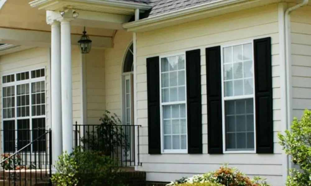 Slide of Lyon Metal Roofing