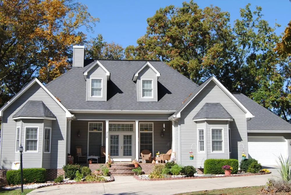 Slide of Lyon Metal Roofing