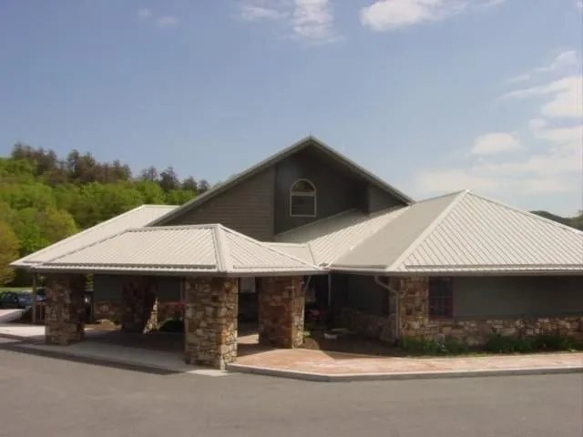 Slide of Lyon Metal Roofing