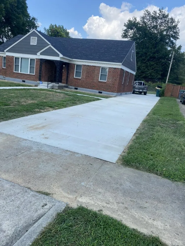 Slide of Lyons Landscaping & Construction