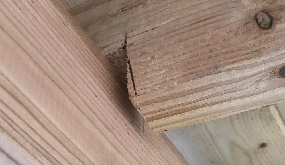 Slide of Lyons Roofing