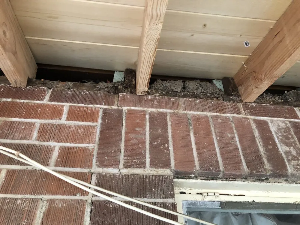 Slide of Lyons Roofing