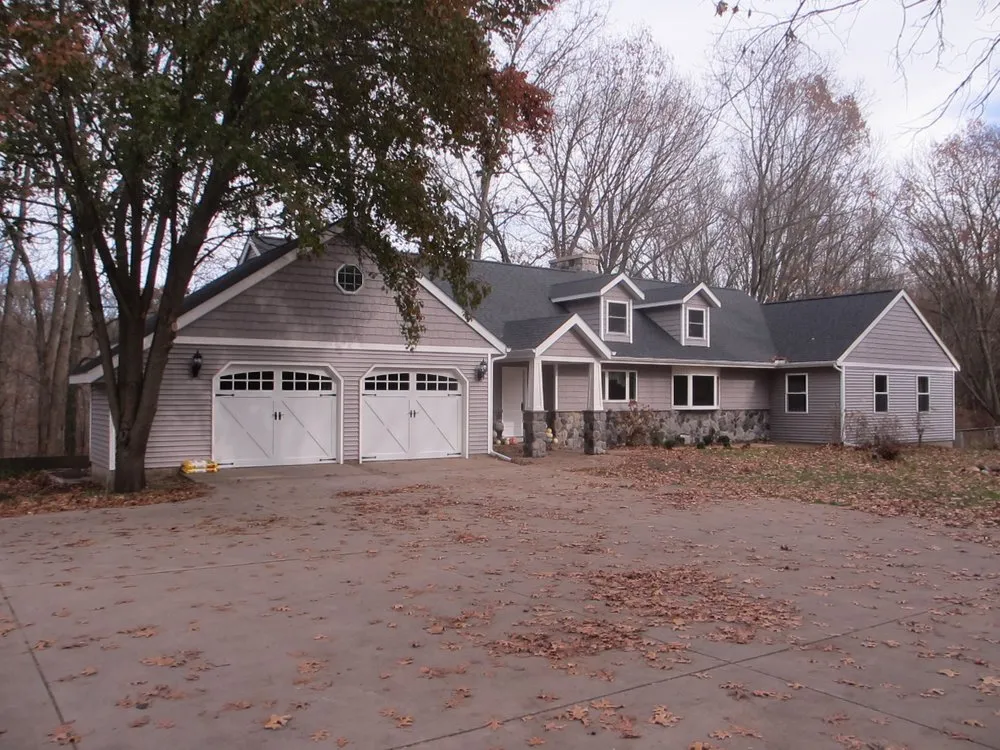 Slide of Lyster Exteriors