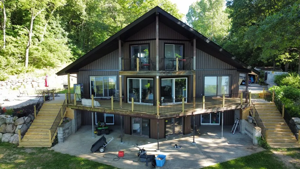 Slide of Lyster Exteriors