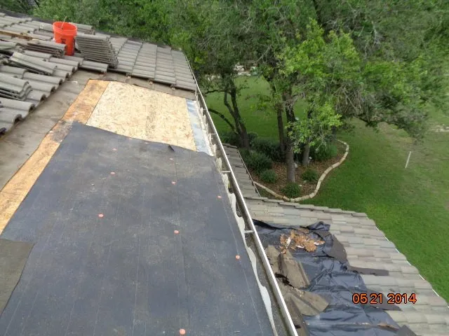 Slide of Lz Creative Roofing