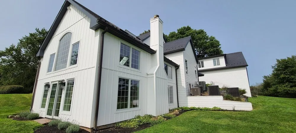 Licensed flat roof repair experts serving Lawrence Township, NJ - LZ Roofing & Siding
