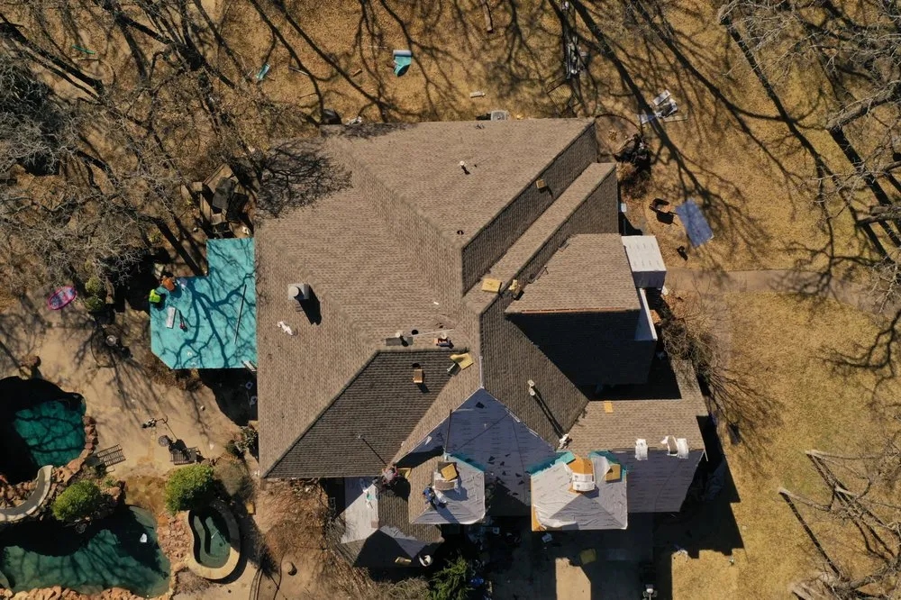 Slide of M & D Roofing and Construction