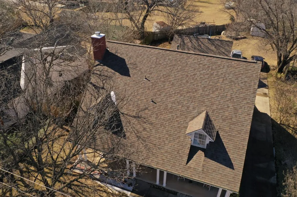 Slide of M & D Roofing and Construction