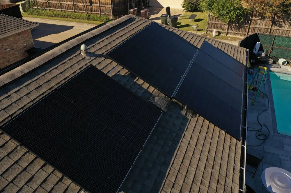 Slide of M & D Roofing and Construction