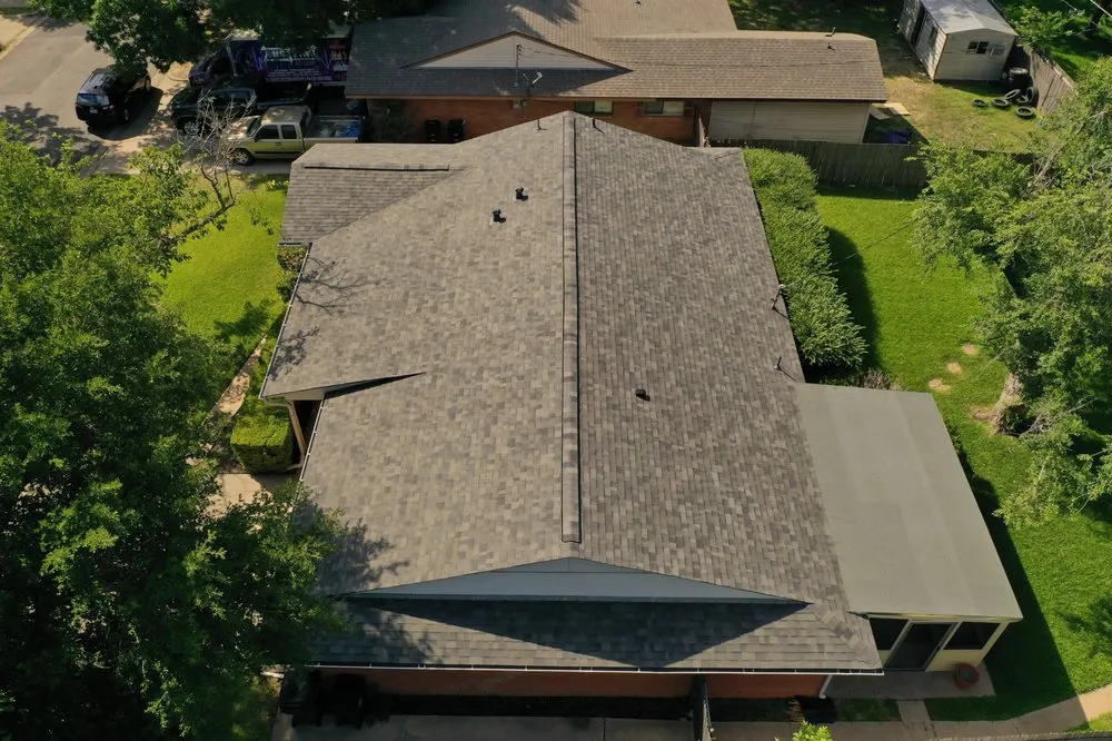 Slide of M & D Roofing and Construction