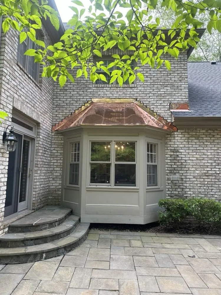 Slide of M & E Carrera