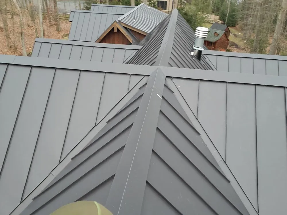 Slide of M & E Carrera