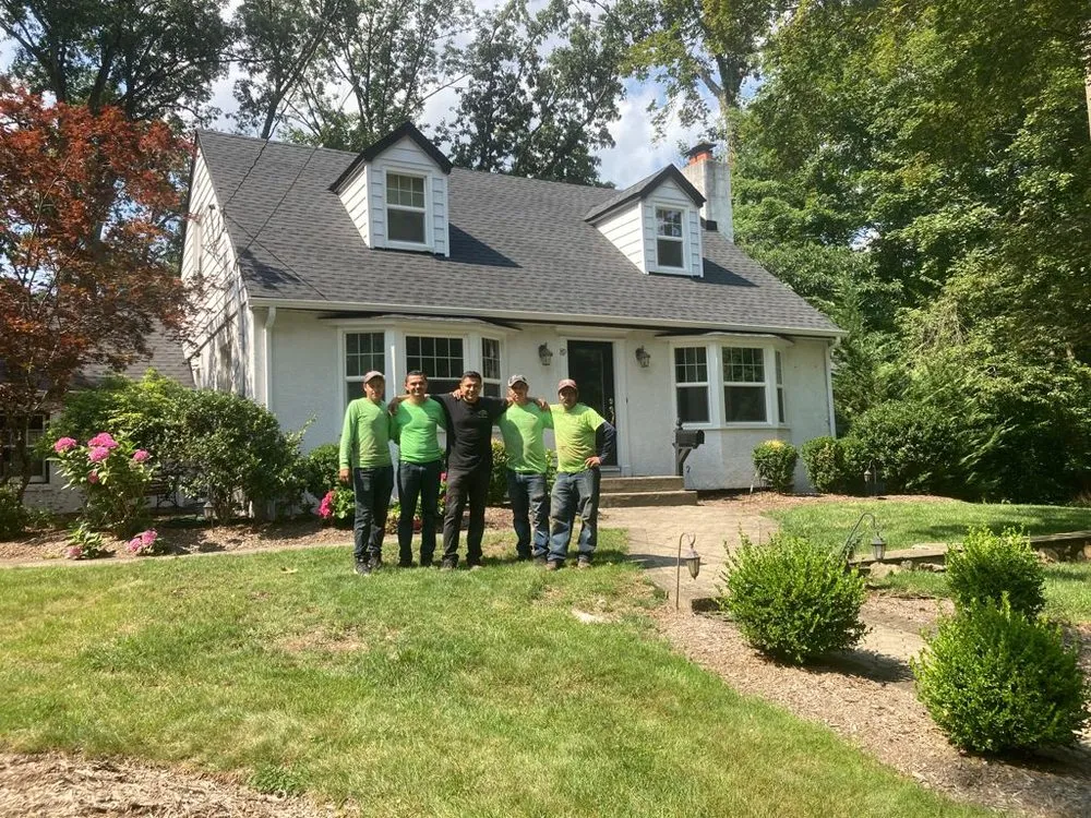 Slide of M & M Roofing