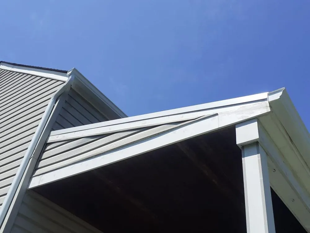 Slide of M & M Roofing