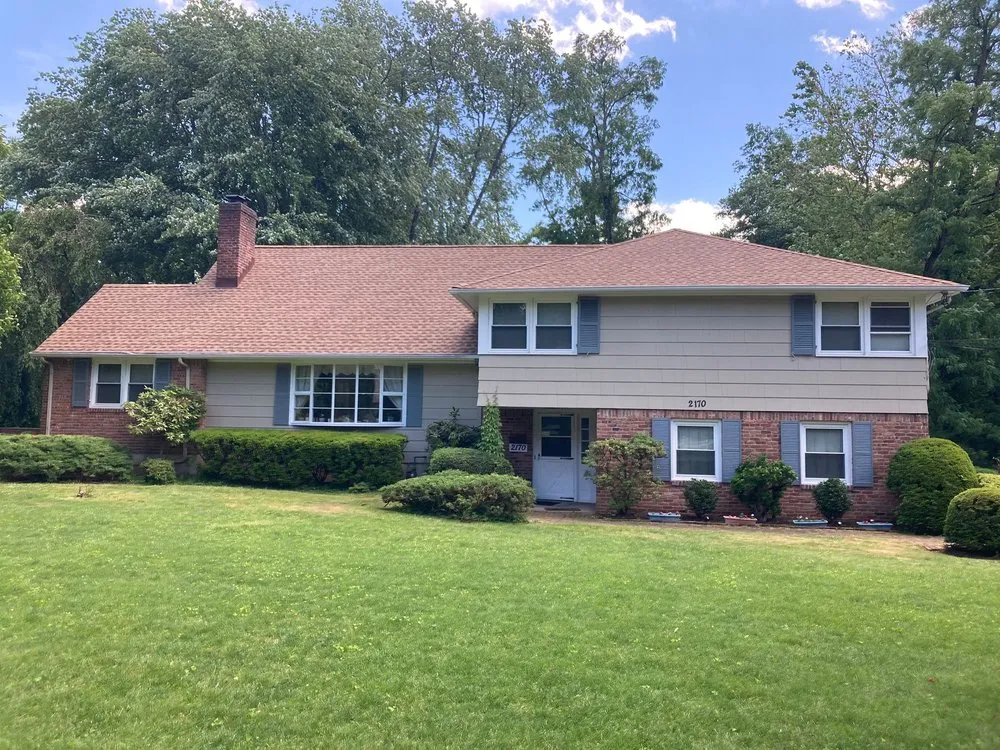 Slide of M & M Roofing