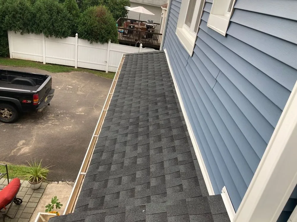 Slide of M & M Roofing