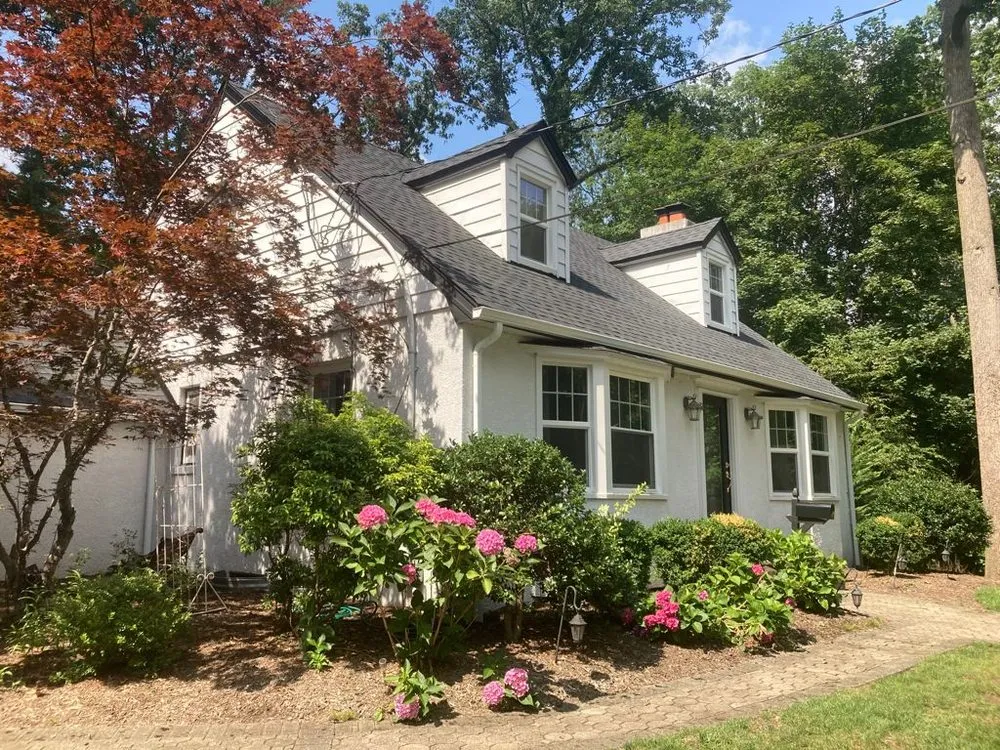 Slide of M & M Roofing