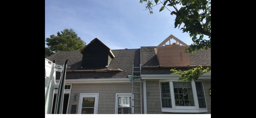 Slide of M & R Home Improvement