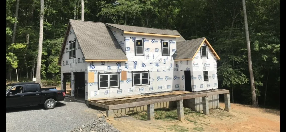 Slide of M & R Home Improvement