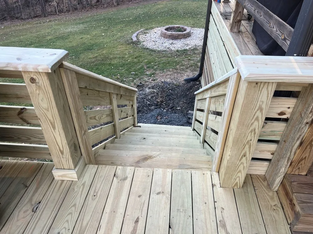 Slide of M & R Home Improvement