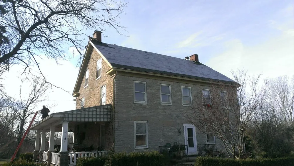 Slide of M & R Roofing & Repair