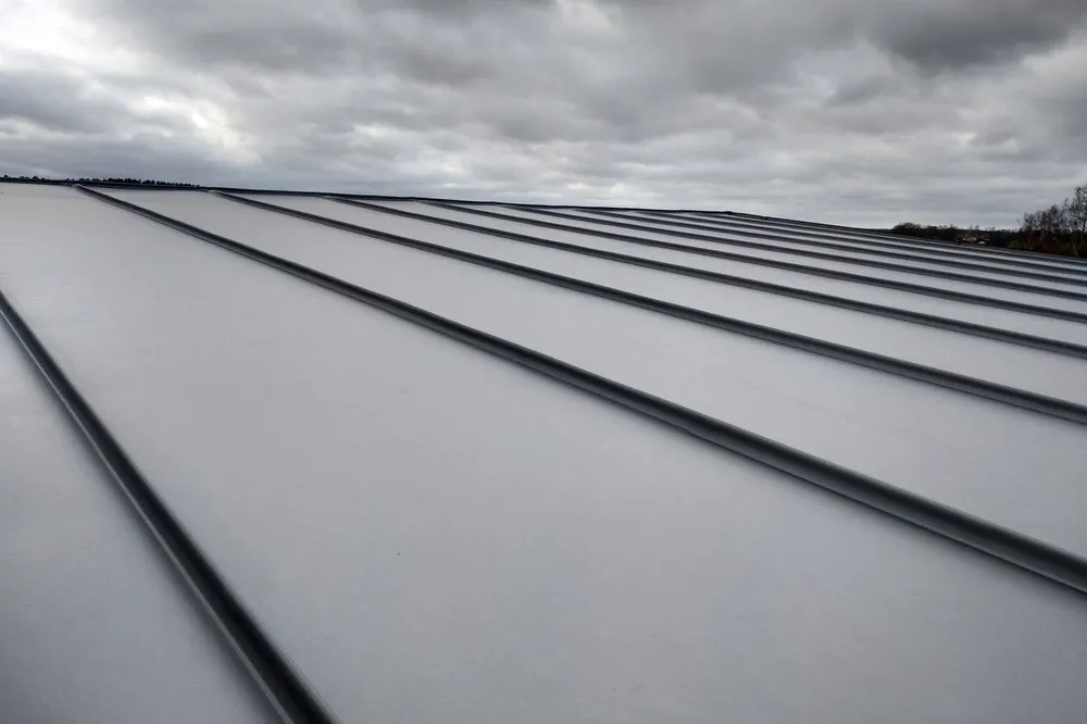 Slide of M & R Roofing & Repair