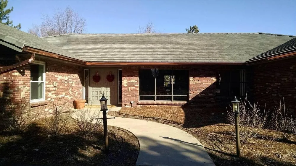 Slide of M & R Roofing