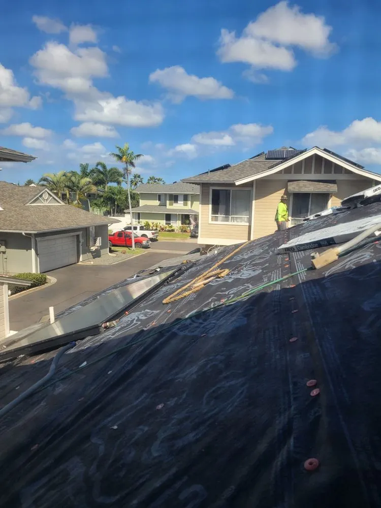 Slide of M & R Roofing