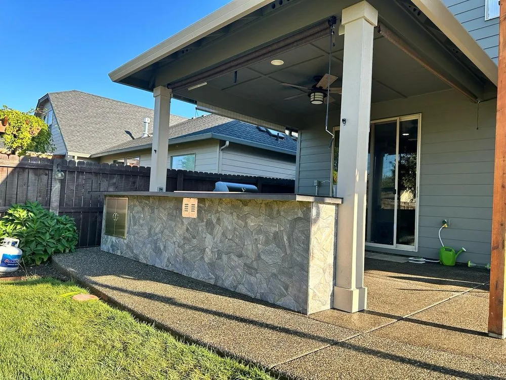 Slide of M and H Oregon Construction