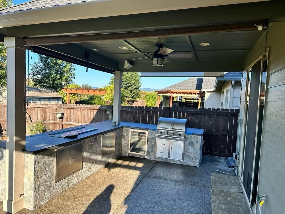 Slide of M and H Oregon Construction