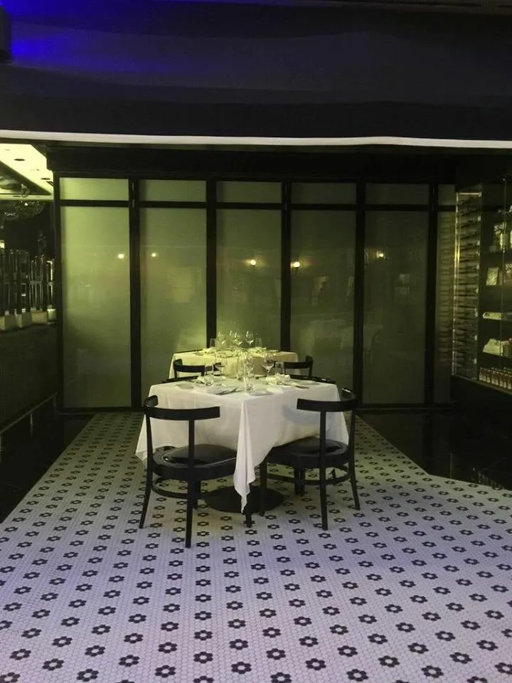 Slide of M-Core Construction