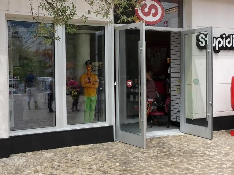 Slide of M-Core Construction