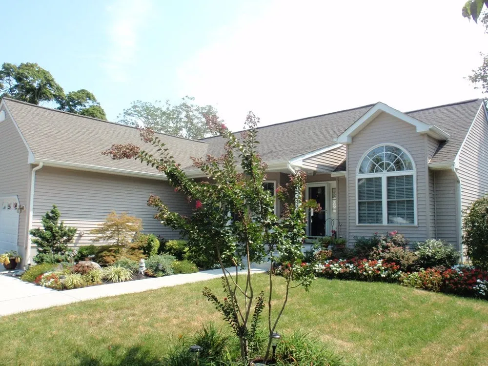 Slide of M D Builder