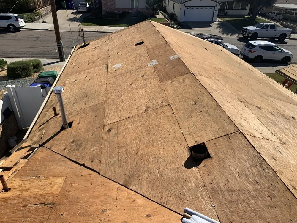 Slide of M G Roofing