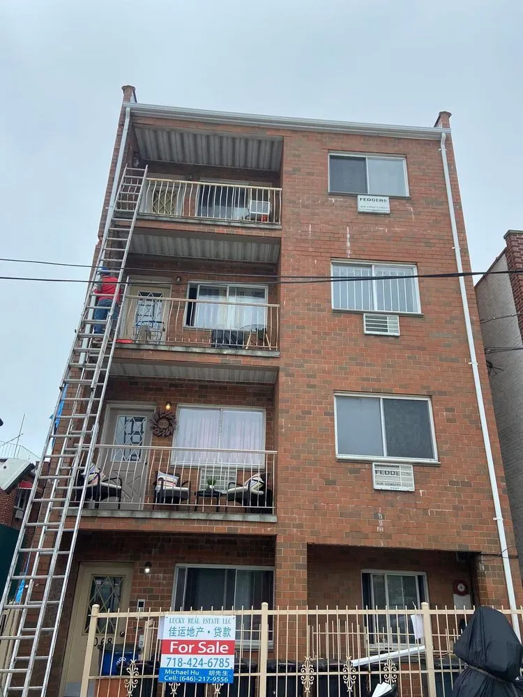 Slide of M General Construction