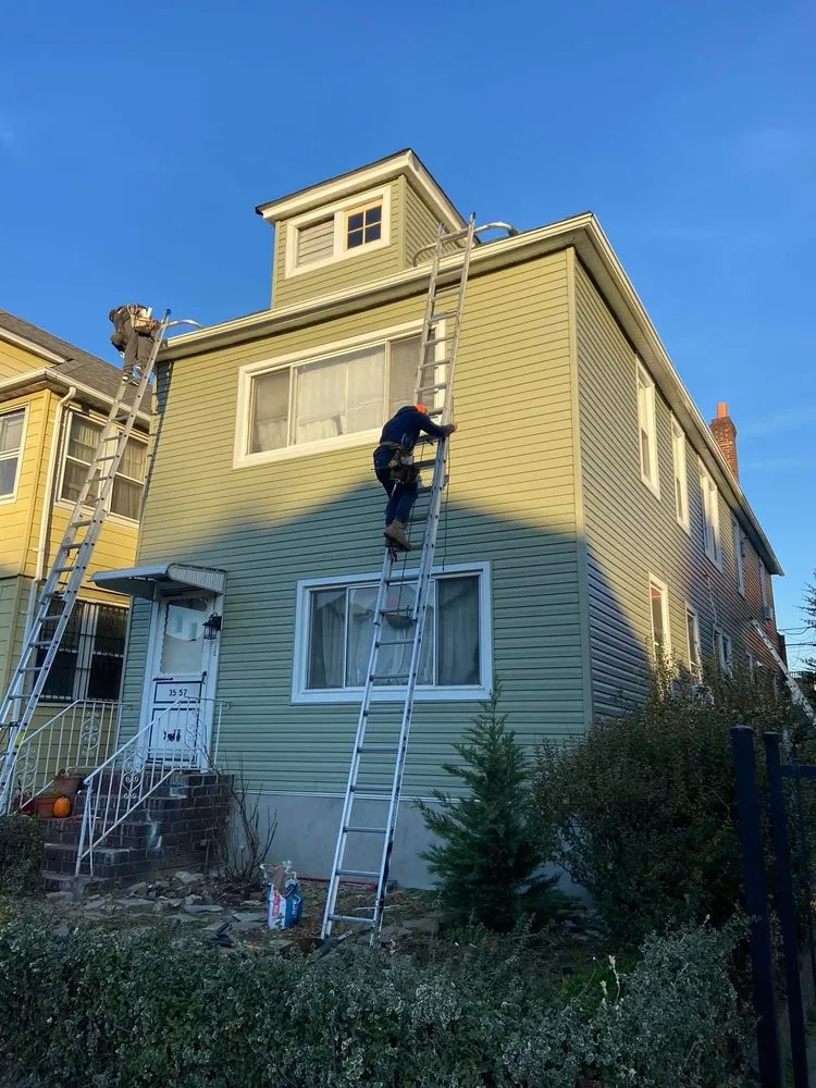 Slide of M General Construction