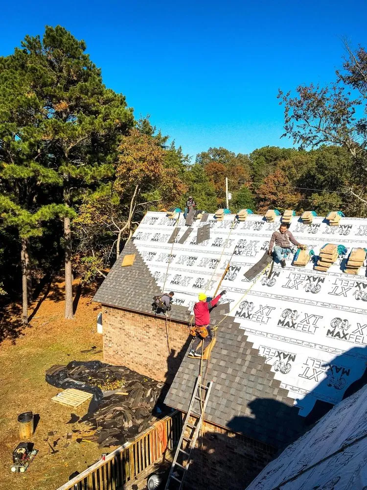 Slide of M M Roofing