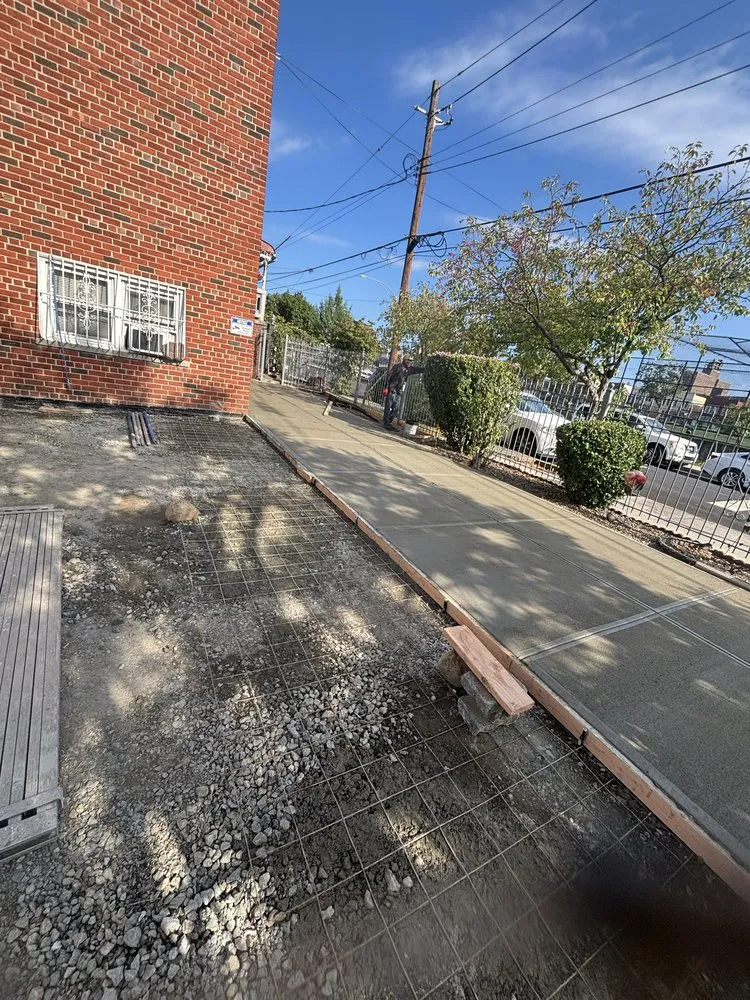 Slide of M Steven Construction