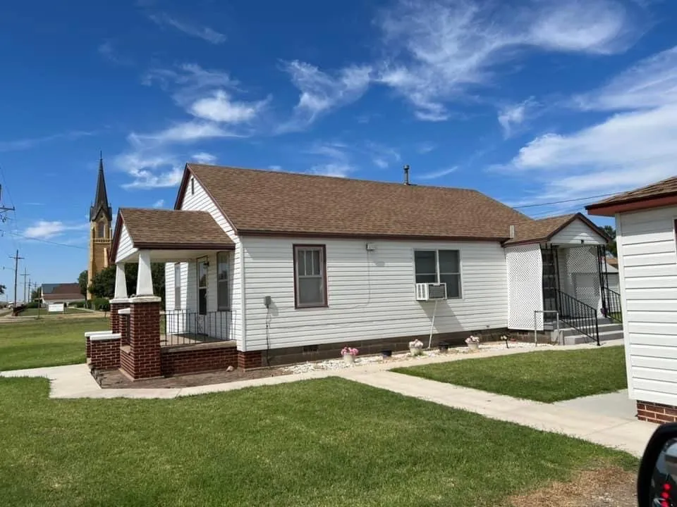 Slide of M2 General Contractors