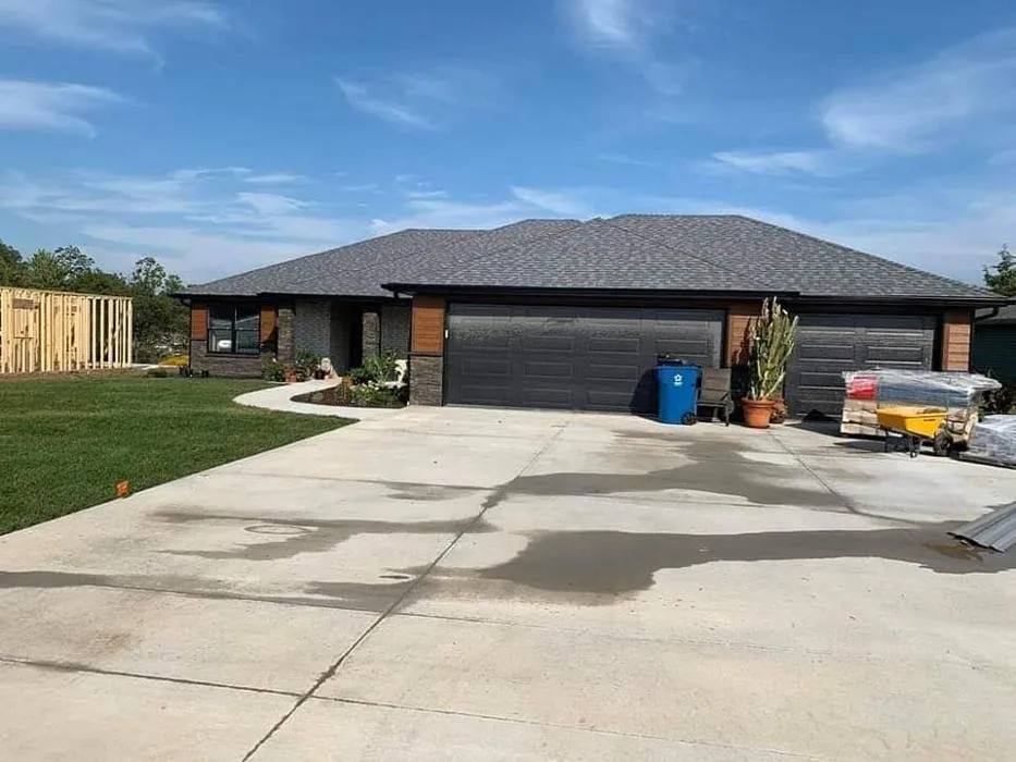 Slide of M5 Contracting