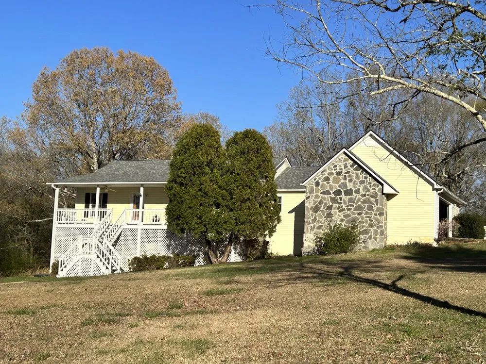 Slide of M&A Roofing and Restoration