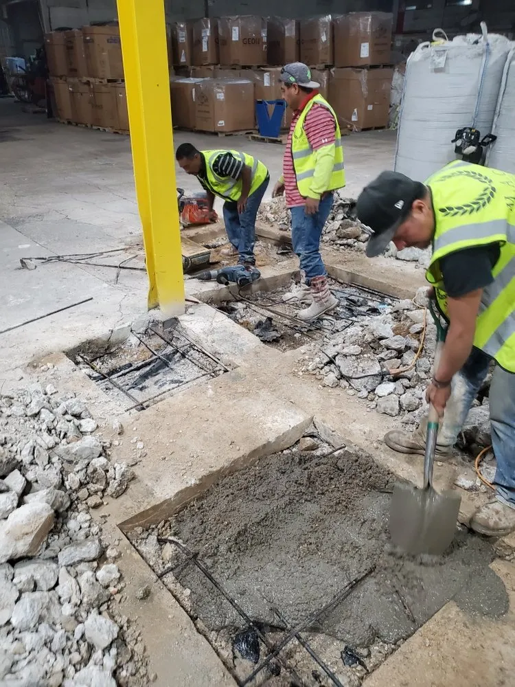 Slide of MAC Contractor