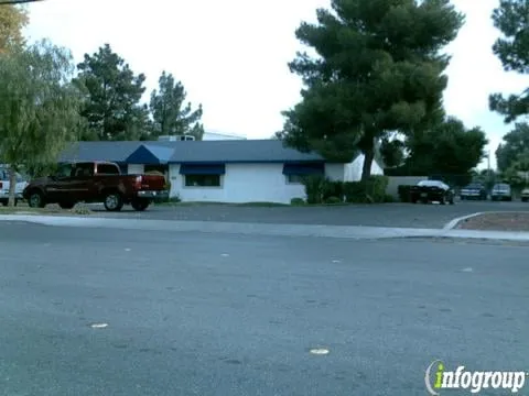 Mac Roofing Services Logo