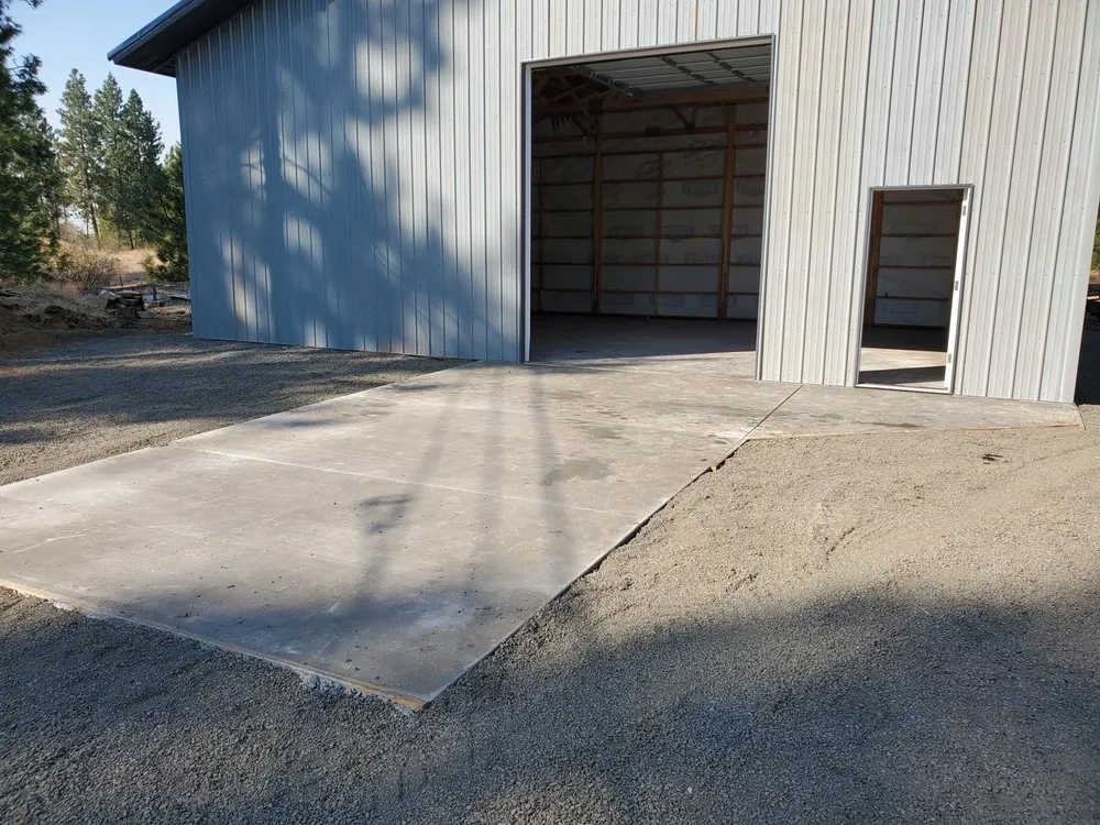 Slide of MacArthur Contractors