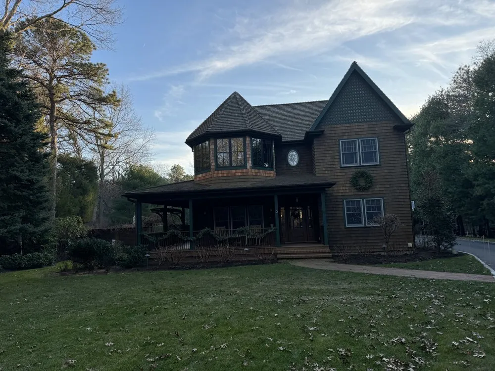 Slide of MacDonald Custom Construction