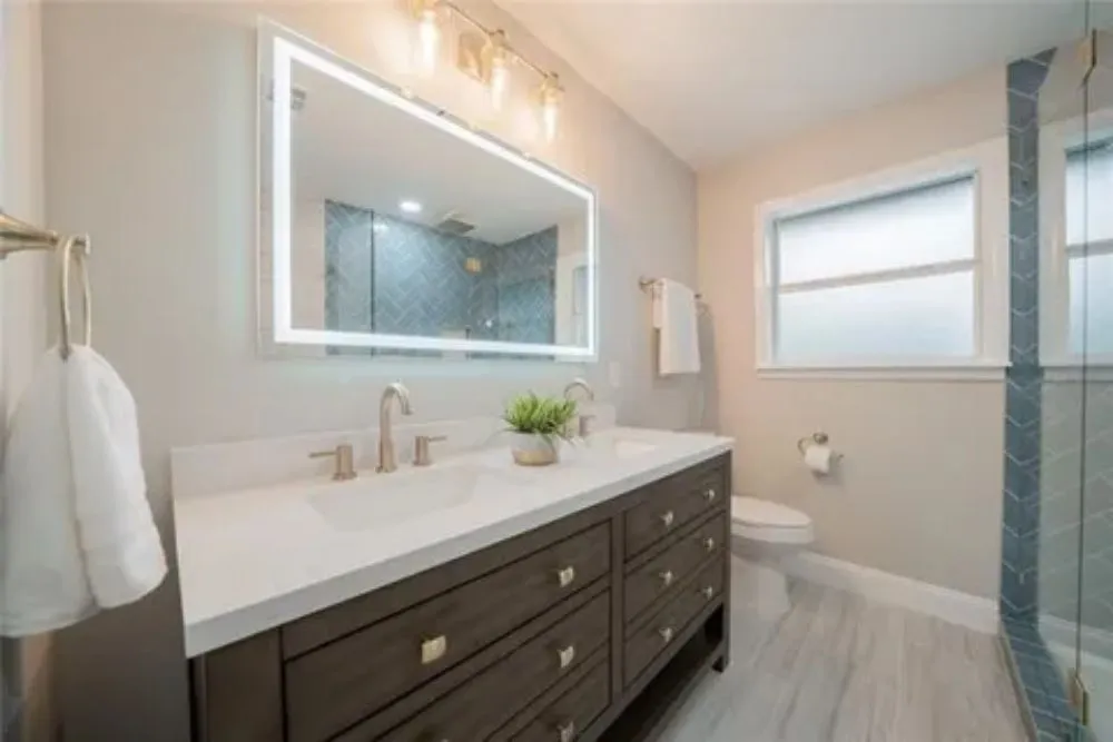 Slide of MacDonald Roofing & Remodeling