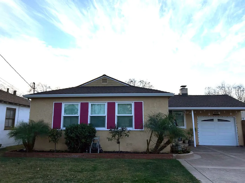 Slide of Maciel Roofing Construction