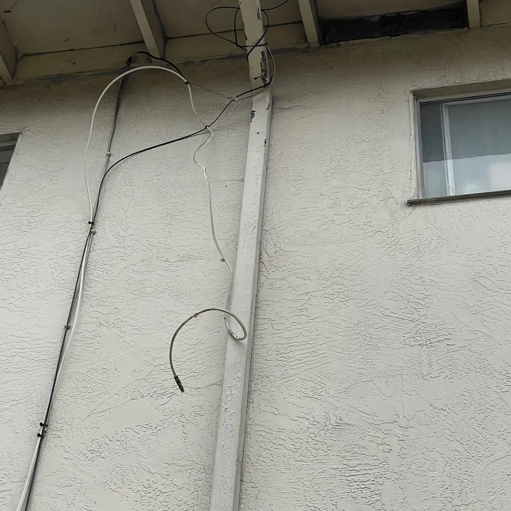 Slide of Maciel Roofing Construction