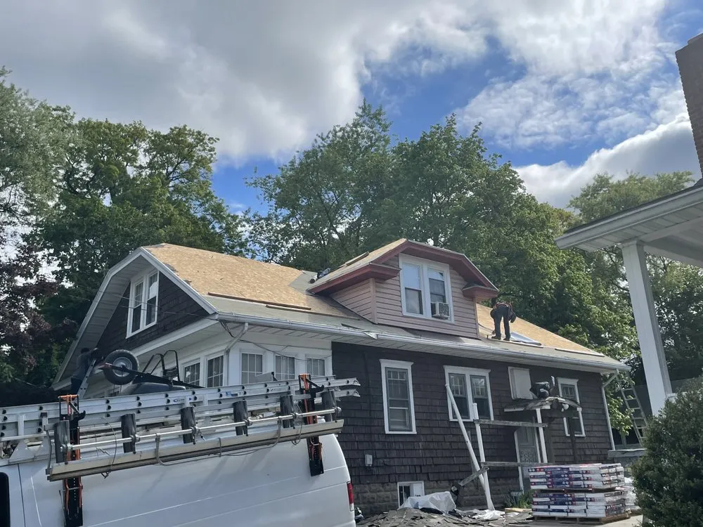 Slide of MACK Solar and Roofing