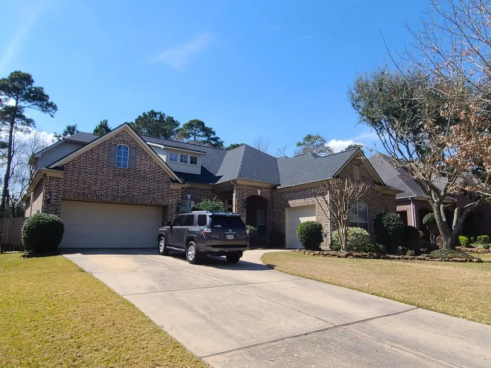 Licensed roof inspection for homes in Porter, TX by Madd Roofing & Generators